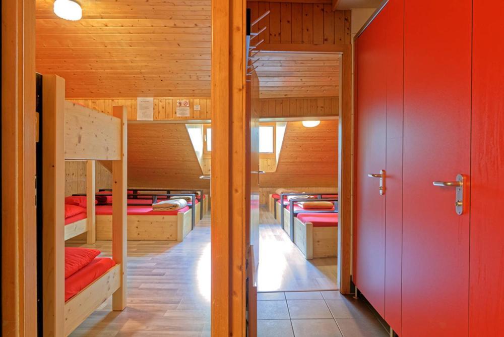 Petit Velan - Coworking & Coliving Bourg-Saint-Pierre Exterior foto