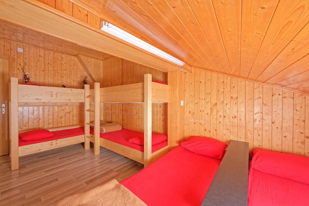Petit Velan - Coworking & Coliving Bourg-Saint-Pierre Exterior foto