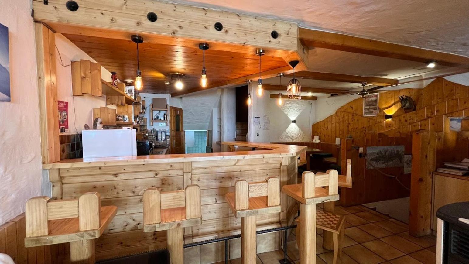 Petit Velan - Coworking & Coliving Bourg-Saint-Pierre Exterior foto
